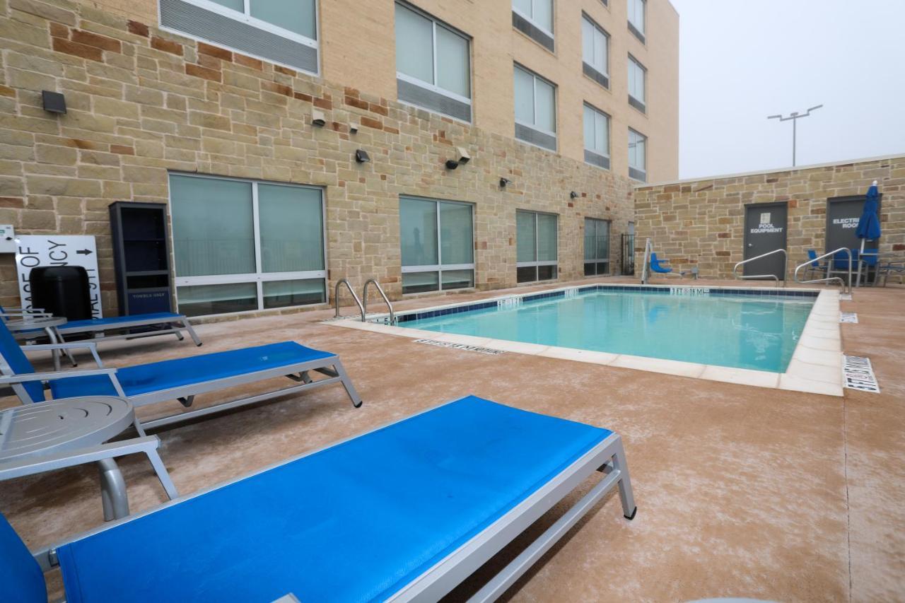 Holiday Inn Express & Suites - Forney By Ihg Εξωτερικό φωτογραφία